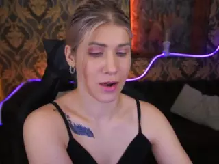 cassandragood's Live Sex Cam Show