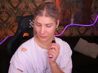 cassandragood's Live Sex Cam Show