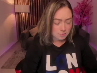 heidy-jhons's Live Sex Cam Show
