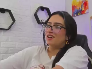 I S S A's Live Sex Cam Show