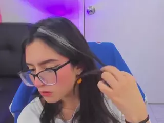 I S S A's Live Sex Cam Show