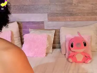 Aria Peach's Live Sex Cam Show