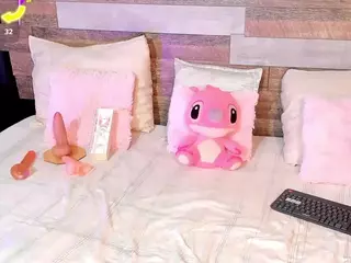 Aria Peach's Live Sex Cam Show