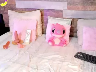 Aria Peach's Live Sex Cam Show