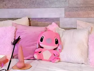 Aria Peach's Live Sex Cam Show