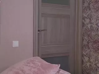 DianaWild's Live Sex Cam Show