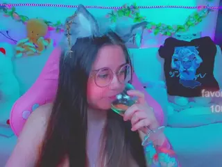 lolisuccub's Live Sex Cam Show