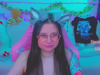 lolisuccub's Live Sex Cam Show