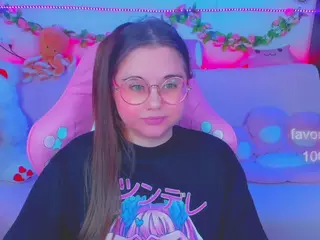 lolisuccub's Live Sex Cam Show