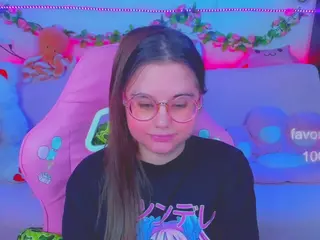 lolisuccub's Live Sex Cam Show