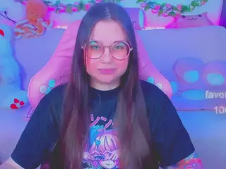 lolisuccub's Live Sex Cam Show