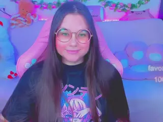 lolisuccub's Live Sex Cam Show