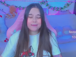 lolisuccub's Live Sex Cam Show