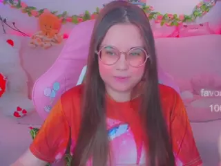 lolisuccub's Live Sex Cam Show
