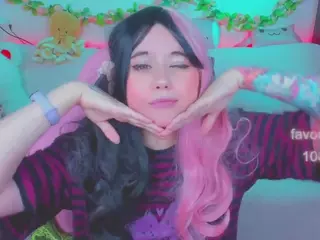 lolisuccub's Live Sex Cam Show