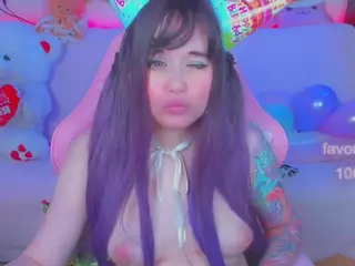 lolisuccub's Live Sex Cam Show