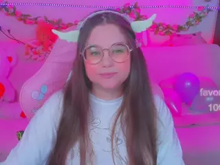 lolisuccub's Live Sex Cam Show