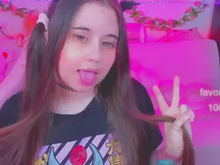 lolisuccub's Live Sex Cam Show