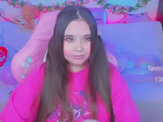 lolisuccub's Live Sex Cam Show