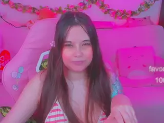 lolisuccub's Live Sex Cam Show