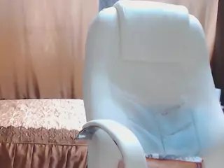 CrazyMomy's Live Sex Cam Show