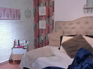miia-jhones's Live Sex Cam Show