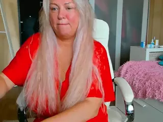 SquirtySexyMilf's Live Sex Cam Show