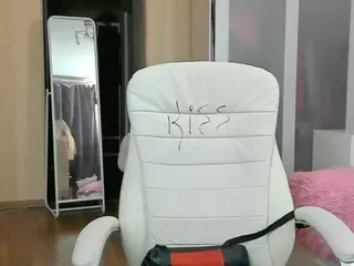 SquirtySexyMilf's Live Sex Cam Show