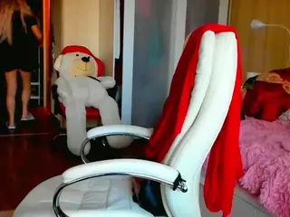 SquirtySexyMilf's Live Sex Cam Show
