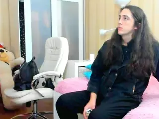 SquirtySexyMilf's Live Sex Cam Show