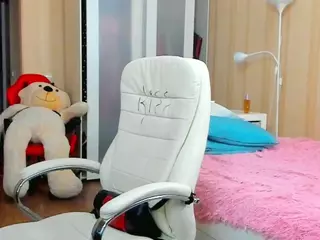 SquirtySexyMilf's Live Sex Cam Show