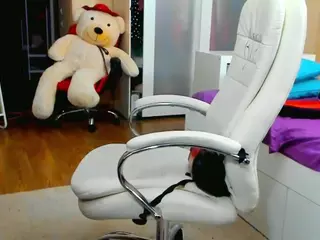 SquirtySexyMilf's Live Sex Cam Show