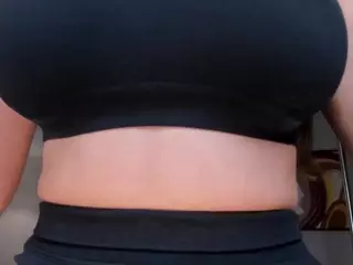 SQUIRTER DOLL's Live Sex Cam Show