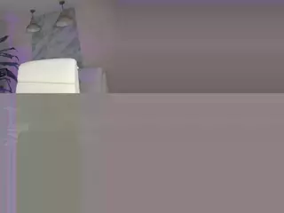 SQUIRTER DOLL's Live Sex Cam Show