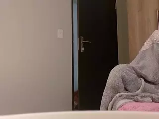 RoyalNerfititi's Live Sex Cam Show
