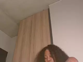 RoyalNerfititi's Live Sex Cam Show