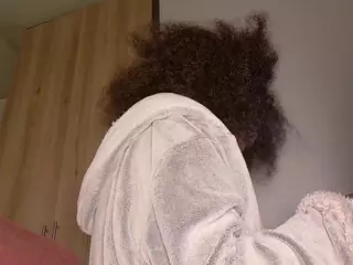 RoyalNerfititi's Live Sex Cam Show
