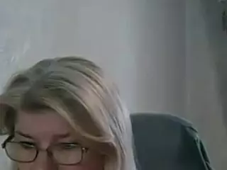 DianaCrystal's Live Sex Cam Show