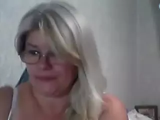 DianaCrystal's Live Sex Cam Show