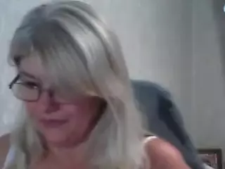 DianaCrystal's Live Sex Cam Show
