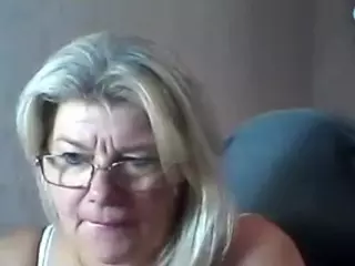 DianaCrystal's Live Sex Cam Show