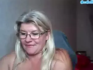 DianaCrystal's Live Sex Cam Show