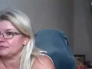 DianaCrystal's Live Sex Cam Show