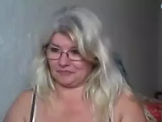 DianaCrystal's Live Sex Cam Show