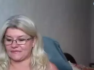 DianaCrystal's Live Sex Cam Show