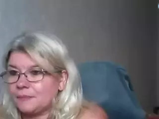DianaCrystal's Live Sex Cam Show