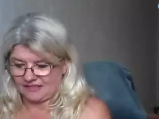 DianaCrystal's Live Sex Cam Show