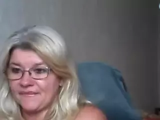 DianaCrystal's Live Sex Cam Show