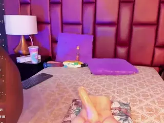 K A I A's Live Sex Cam Show