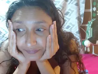 rapunzel5's Live Sex Cam Show